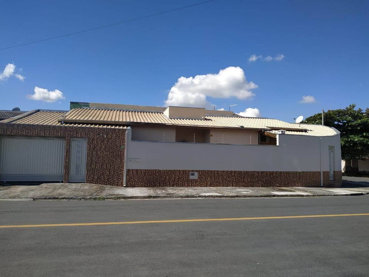 Casa com 3 Quartos à Venda, Residencial Pasin - Pindamonhangaba - Casa em Residencial Pasin, Pindamonhangaba - à venda - EDSON DERRICO IMOVEIS LTDA