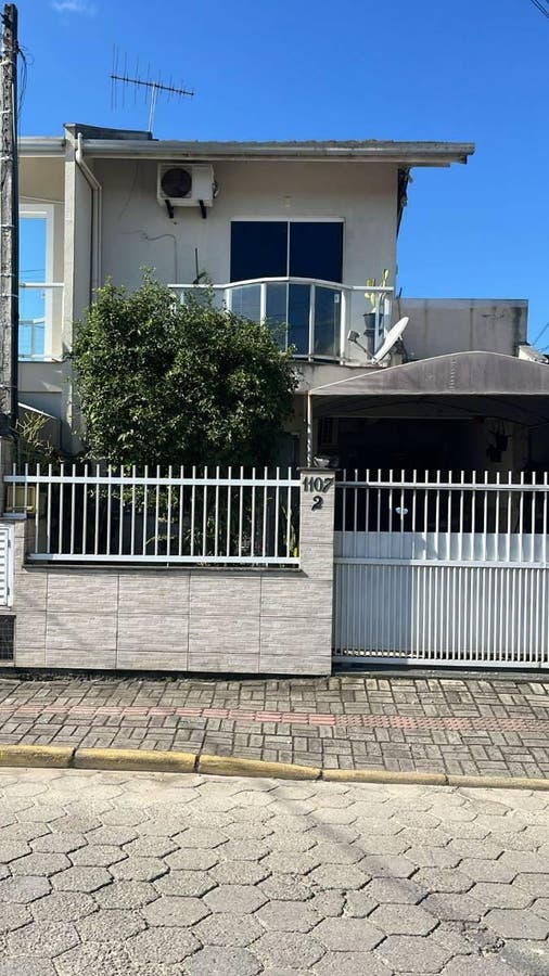 Sobrado à venda Novo com 3 Quartos, 81m² Privativos, 1 Vaga, Bairro de Bombas - Bombinhas/SC - Sobrado em Bombas, Bombinhas - à venda - PRIME INVESTIMENTOS