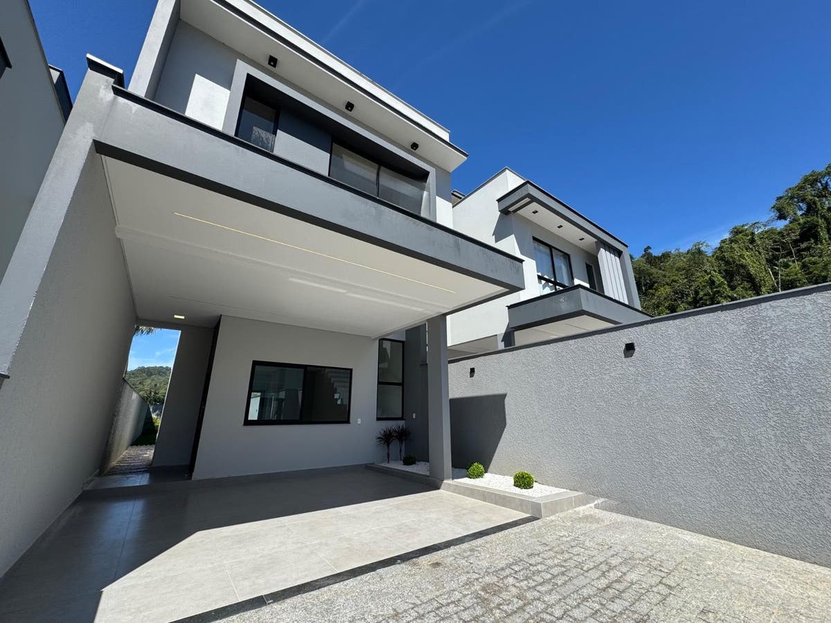 Geminado Sobrado Alto Padrão Barra do Rio Cerro - Casa Geminada em Barra do Rio Cerro, Jaraguá do Sul - à venda - MEGA Empreendimentos Imobiliários