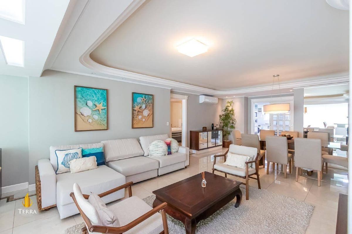 Apartamento à venda no Edifício Villa Cora localizado no Centro em Balneário Camboriú - Apartamento em Centro, Balneário Camboriú - à venda - IMOBILIÁRIA TERRA ITAJAI LTDA