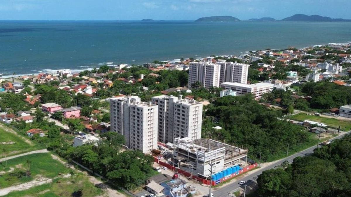 Apartamentos à venda no Residencial Brisa Beach Club, Centro - Itapoá SC - Apartamento em Centro, Itapoá - à venda - Imobiliária Sperandio