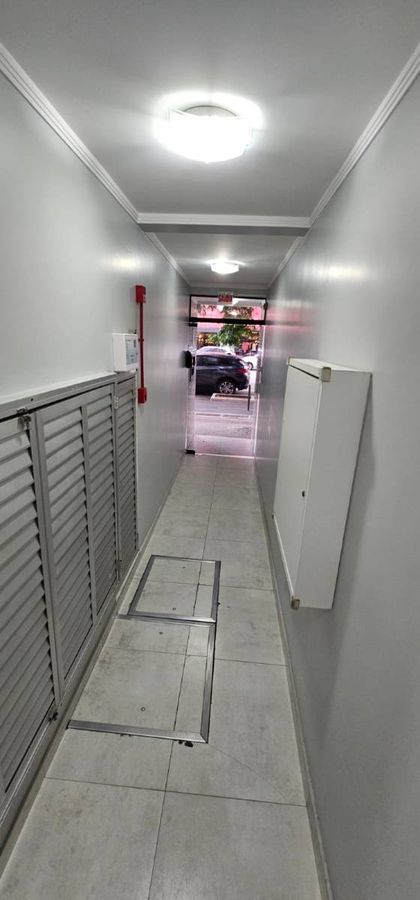 VENDA DE APARTAMENTO NA TERCEIRA AVENIDA EM BALNEÁRIO CAMBORIÚ