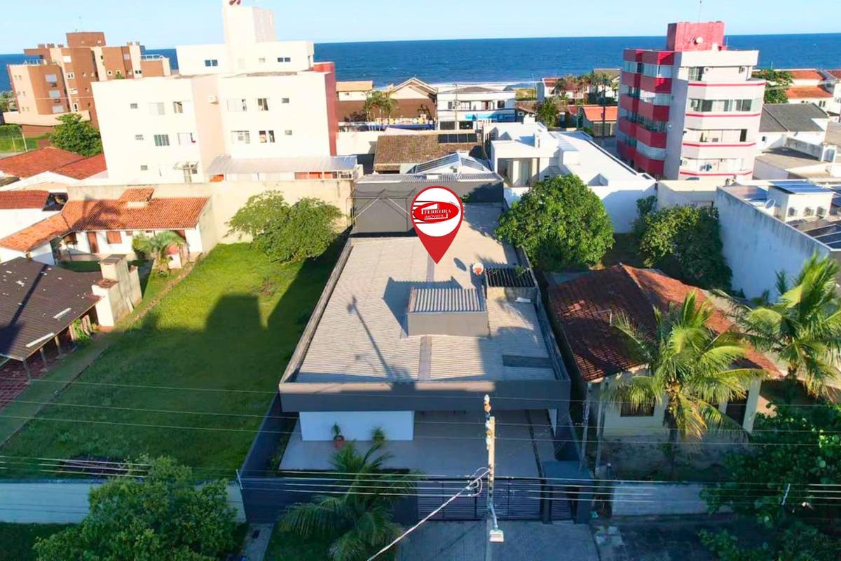 Casa de Alto Padrão no Brejatuba - Casa em Brejatuba, Guaratuba - à venda - Ferreira Imóveis