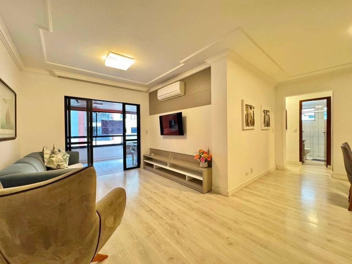 Apartamento mobiliado com 03 dormitórios, com vista para o mar em Balneário Camboriú - Apartamento em Centro, Balneário Camboriú - à venda - Desc Imóveis