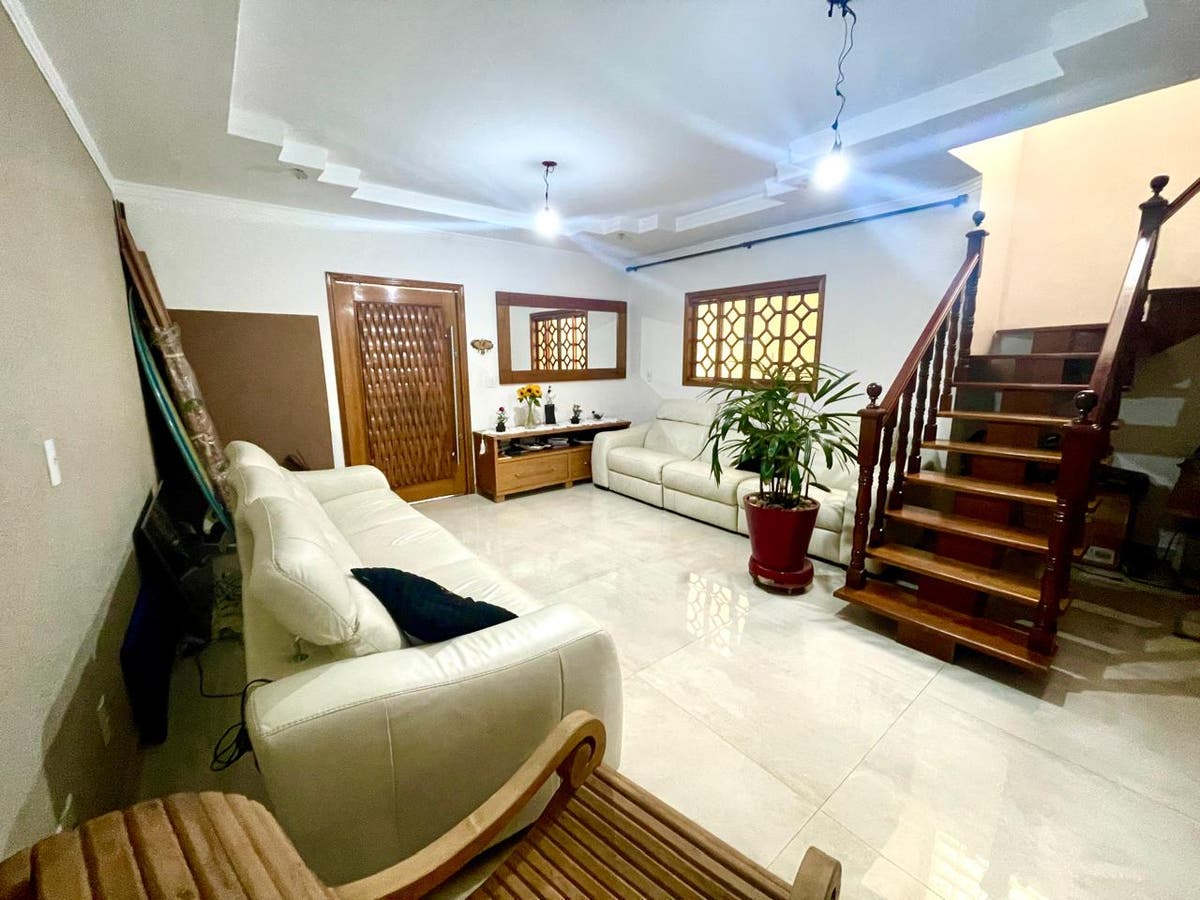 Casa de 193m² à venda no Jardim Marambaia II, Jundiaí/SP - Sobrado em Jardim Marambaia II (Jardim Santa Gertrudes), Jundiaí - à venda - Fiveh Soluções Imobiliárias