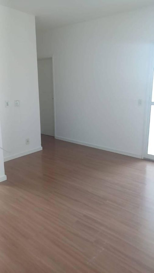 Contemporâneo minimalista.