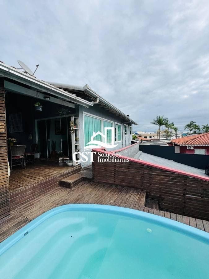CASA COM 03 QUARTOS SENDO 01 SUÍTE NO CENTRO - Barra Velha/SC - Casa em Centro, Barra Velha - à venda - CST SOLUÇÕES IMOBILIARIA LTDA
