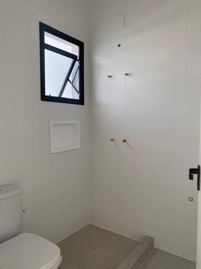 Sobrado à venda, Praia de Fora, Palhoça, SC - Sobrado em Praia de Fora, Palhoça - à venda - Madri Imóveis ltda