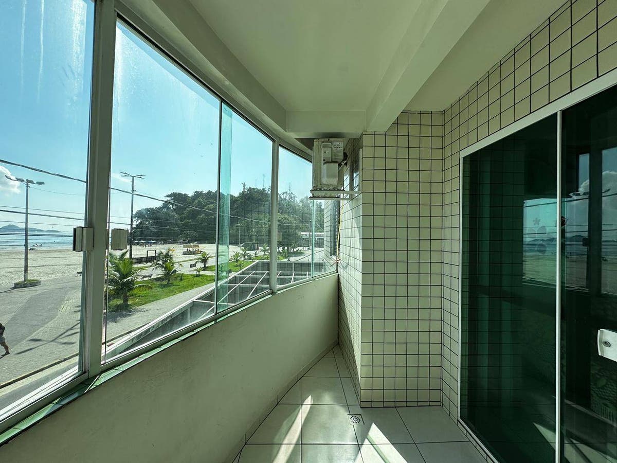 Apartamento No centro Frente Praia - Apartamento em Centro, Guaratuba - para temporada - Ferreira Imóveis