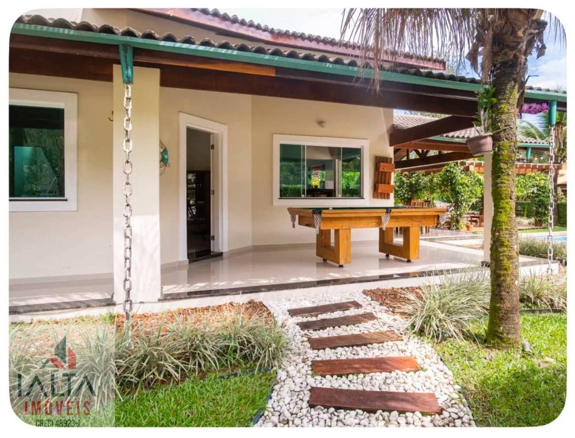 Casa de alto padrão à venda no Horto – Condomínio fechado com lazer completo - Casa de Condomínio em Horto Florestal, Ubatuba - à venda - IALTA IMOVEIS LTDA