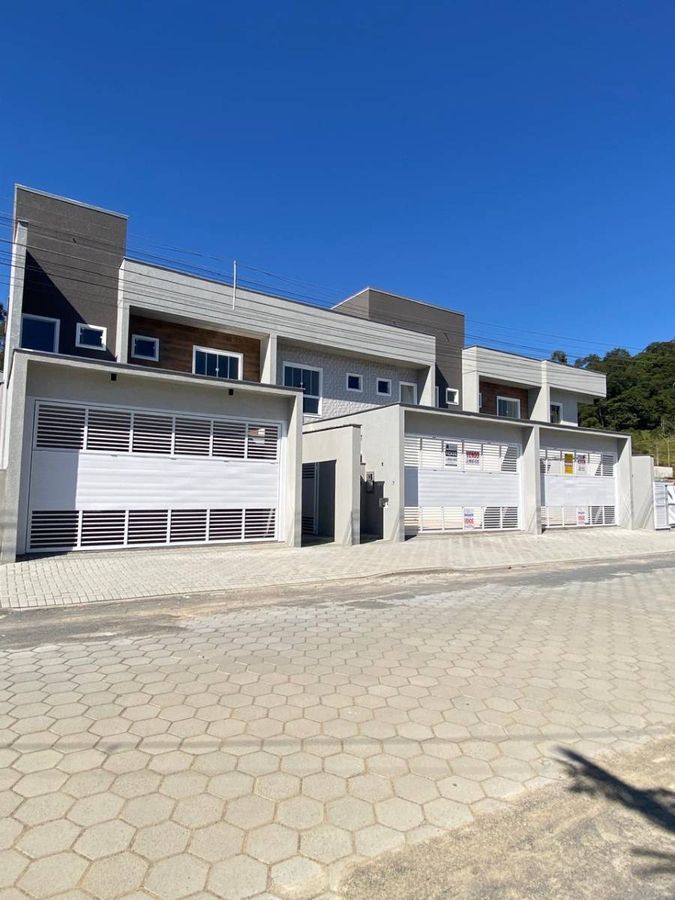 CASA GEMINADA NO BAIRRO AMIZADE - JARAGUÁ DO SUL - Casa Geminada em Amizade, Jaraguá do Sul - à venda - Brisa Sul Imóveis