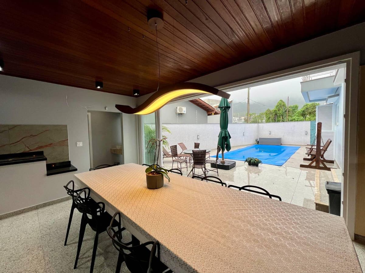 Casa alto padrão mobiliada e equipada na Praia de São Miguel - Penha/SC - Casa em Praia de São Miguel, Penha - à venda - Idealizze Negócios Imobiliários