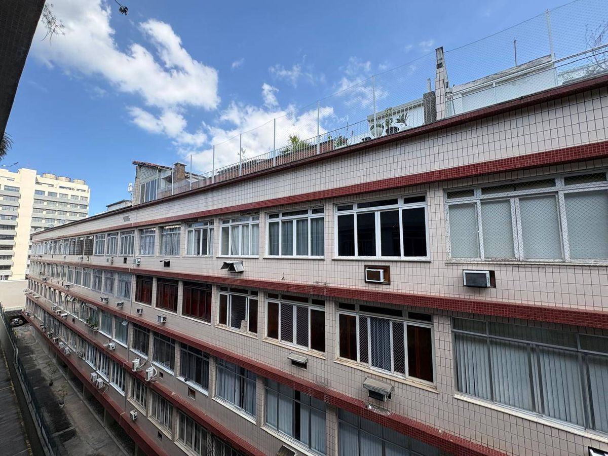Apartamento à venda na rua Dr. Satamini próximo ao metrô da Pça Afonso Pena, com 2 quartos e vaga na escritura - Apartamento em Tijuca, Rio de Janeiro - à venda - MIGUEZ IMOBILIÁRIA