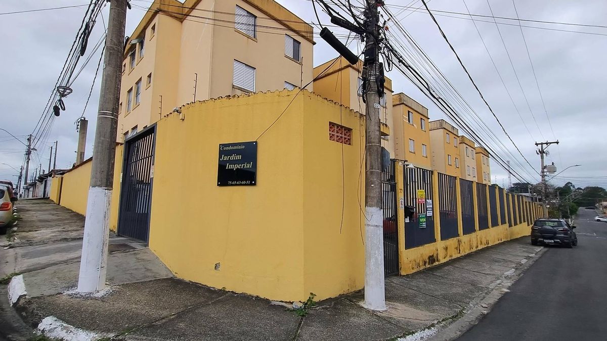 Estilo arquitetônico: Neocolonial simplificado.