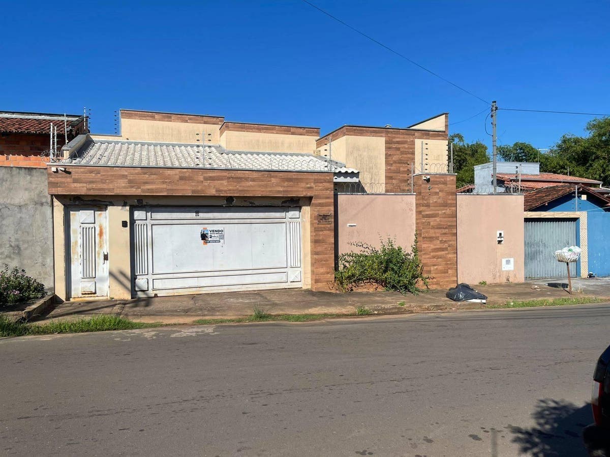 Casa à venda localizada entre o Setor Noroeste e Avenida Castelo Branco✨ - Casa em Setor Brasil, Araguaína - à venda - IMOBILIARIA MARCELO IMOVEIS LTDA