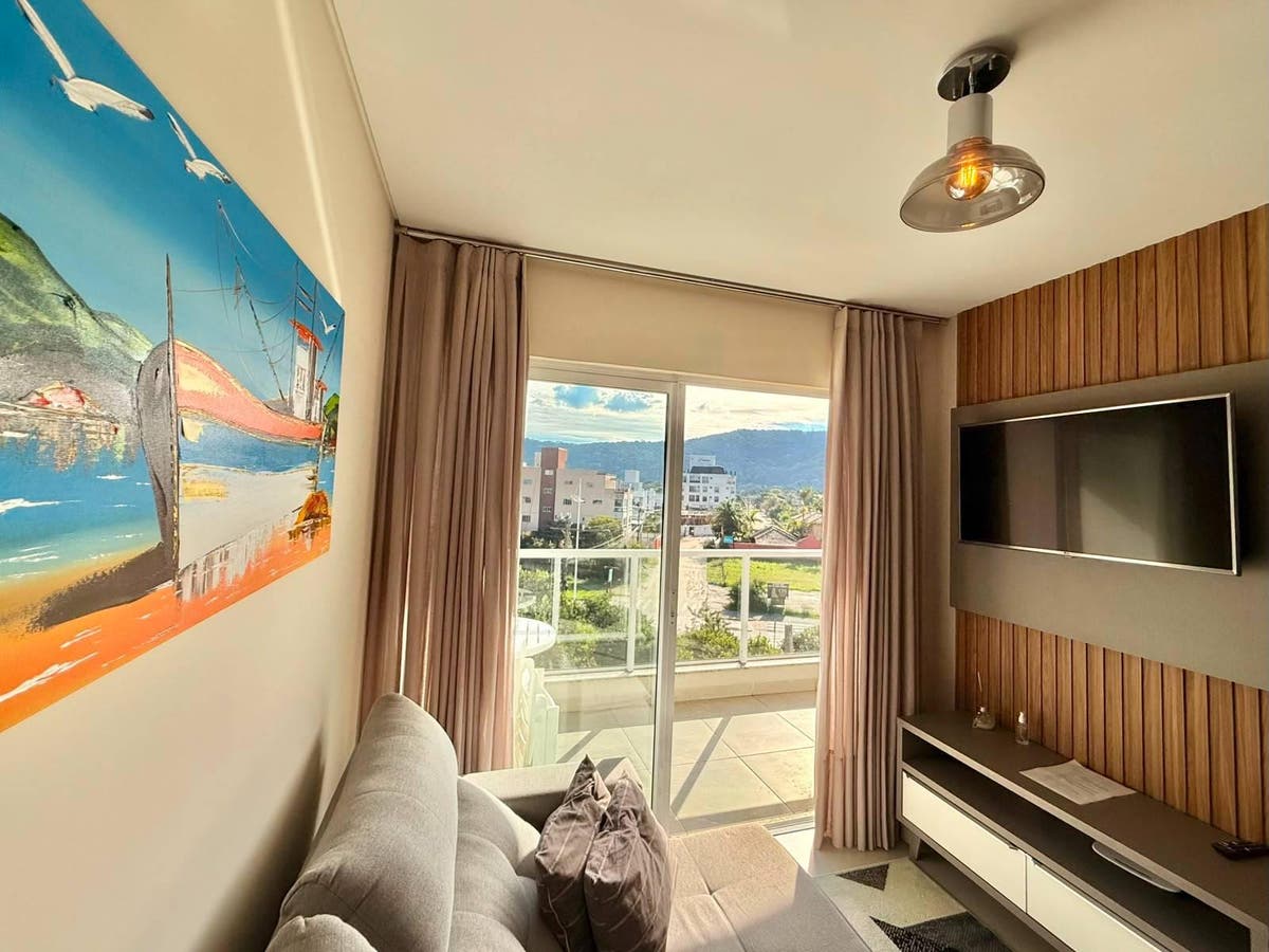 Locação de Temporada Apartamento a apenas 80 metros da praia de Mariscal - Apartamento em Canto Grande, Bombinhas - para temporada - Ismael Jones Hollas