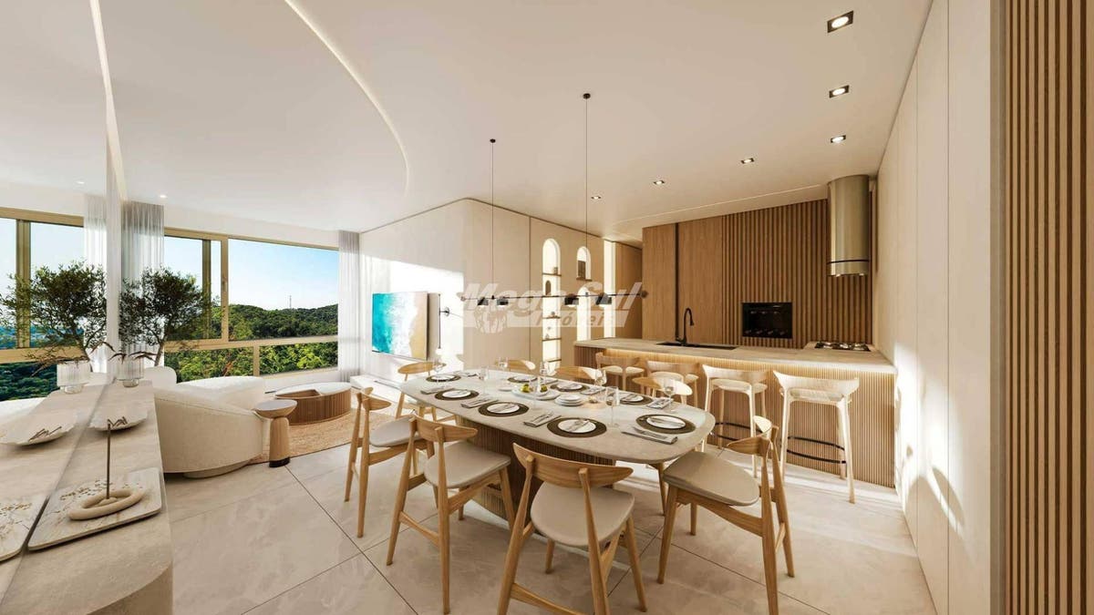 Viva O Privilégio De Morar Em Meio A Natureza - Apartamento em Pioneiros, Balneário Camboriú - à venda - MEGA SUL IMOBILIÁRIA LTDA