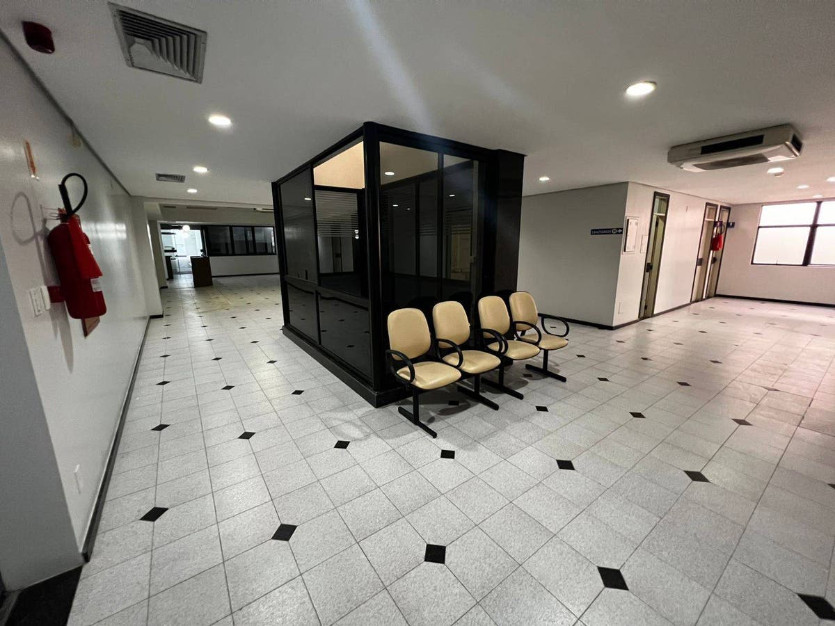SALA COMERCIAL NO CENTRO DE ITAJAÍ - Comercial em Centro, Itajaí - para locação - Brava Norte Imóveis