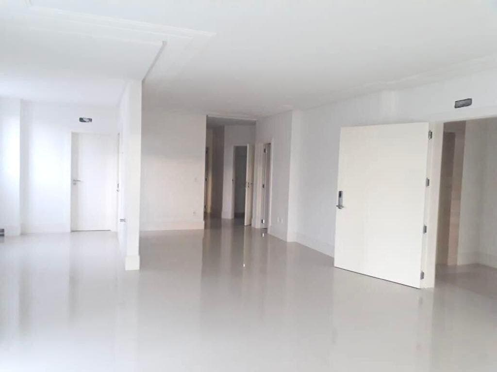 Apartamento 3 suítes Edifício Le Parc Centro em Balneário Camboriú - Apartamento em Centro, Balneário Camboriú - à venda - Rah Imóveis & Incorporadora