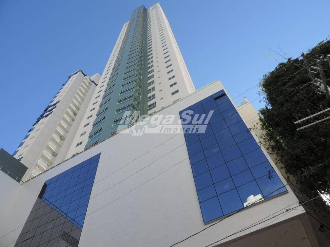 Mobiliado E Decorado, Localização Privilegiada - Apartamento em Pioneiros, Balneário Camboriú - à venda - MEGA SUL IMOBILIÁRIA LTDA