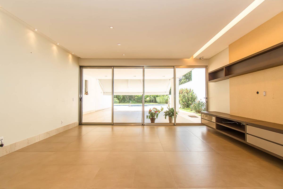 Casa Shis Qi 13 Lago Sul 5 Suítes Elevador Paisagismo Adulto - Casa em Setor de Habitações Individuais Sul, Brasília - à venda - Bloco imobiliária LTDA