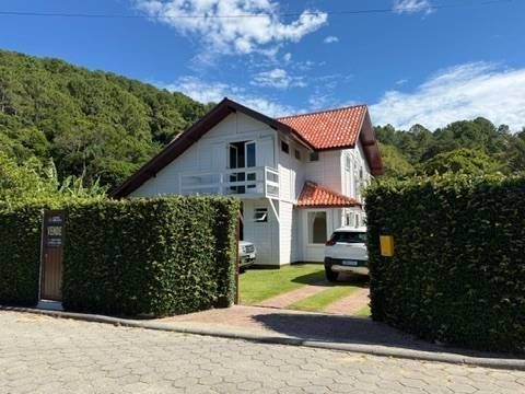 CASA A VENDA NA PRAIA DA "ARMAÇÃO DA PIEDADE" - Casa em Armação da Piedade, Governador Celso Ramos - à venda - ADMIR MIRANDA NEGÓCIOS IMOBILIARIOS