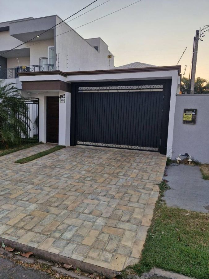 LINDA CASA DE ESQUINA LOCALIZADA NO JARDIM MARINGÁ - Casa em Jardim Paraíso, Sinop - à venda - CASA GOLD IMÓVEIS