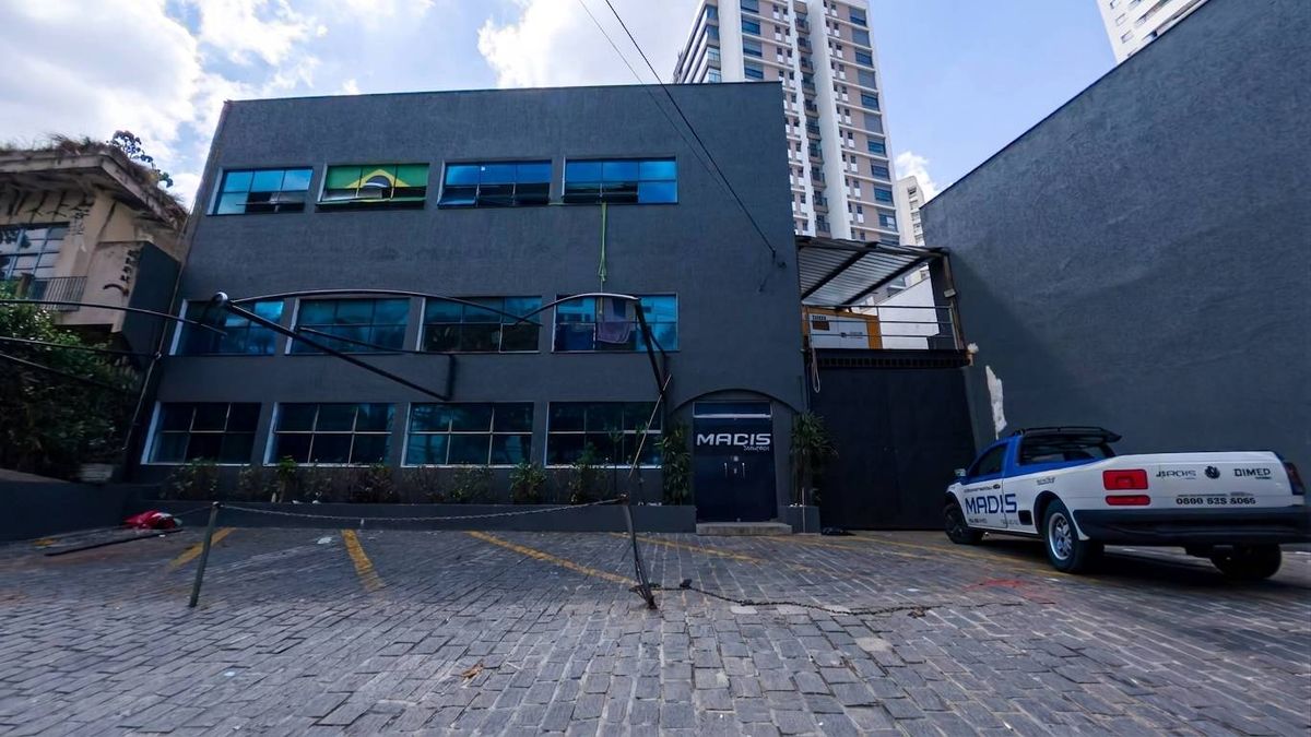 Galpão, Alto de Pinheiros - São Paulo - Comercial em Alto de Pinheiros, São Paulo - para locação e à venda - Matú Imóveis