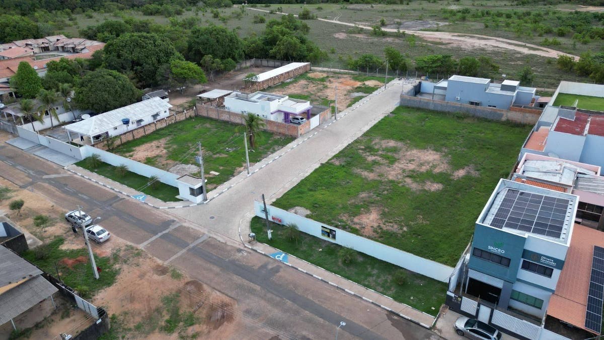 Lote/Terreno, Aeroporto - Boa Vista - Lote/Terreno em Aeroporto, Boa Vista - à venda - MENDES & BARROS LTDA