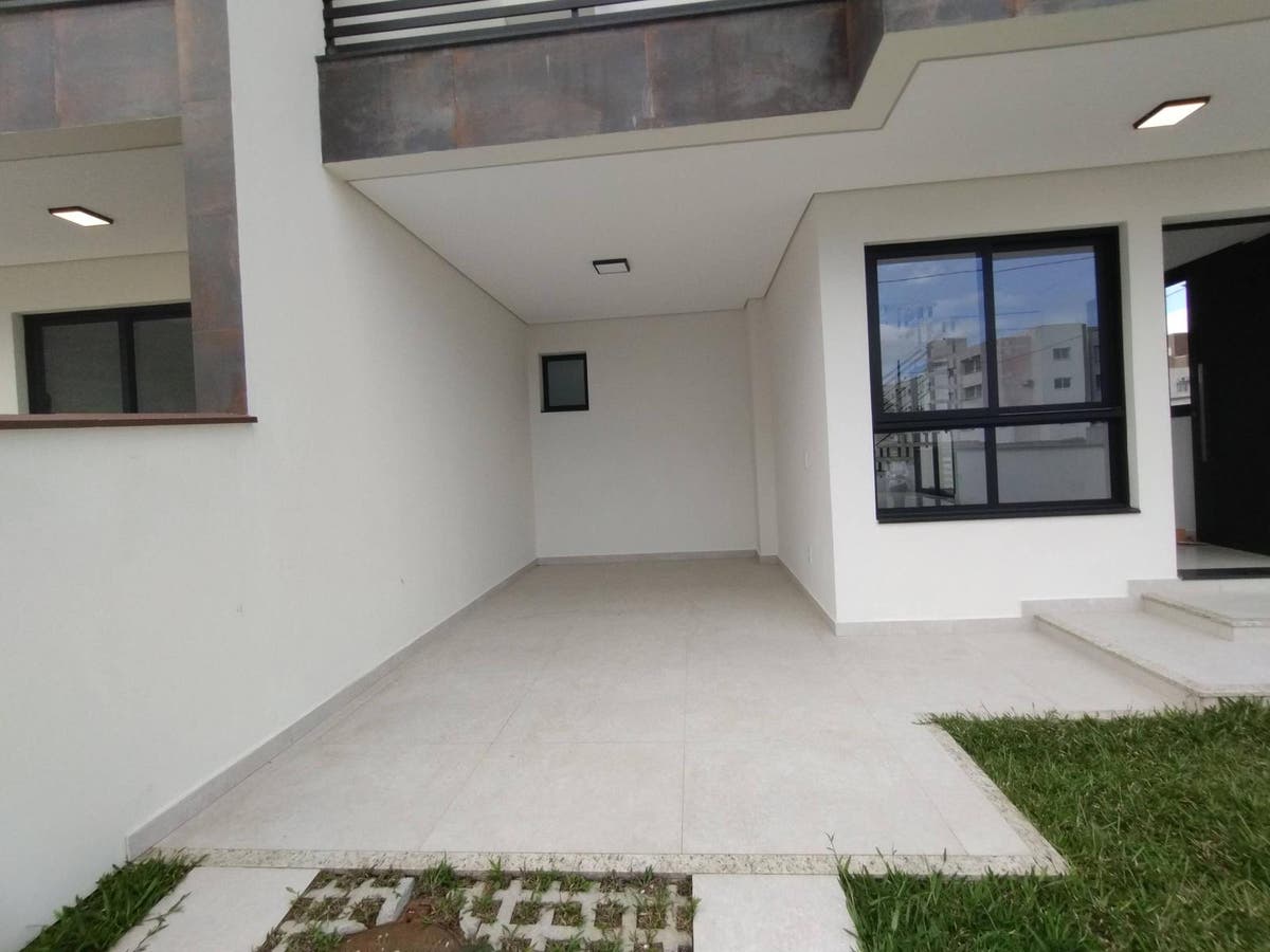 Sobrado à venda, Praia de Fora, Palhoça, SC - Sobrado em Praia de Fora, Palhoça - à venda - Madri Imóveis ltda