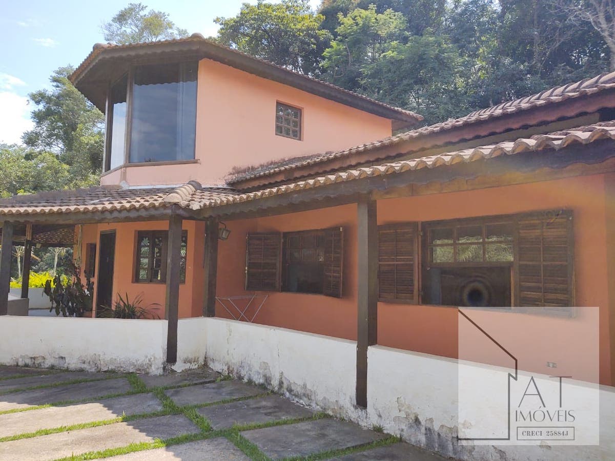 Chácara de 5 quartos, 350m² no bairro Portão, em Atibaia | Eu Corretor