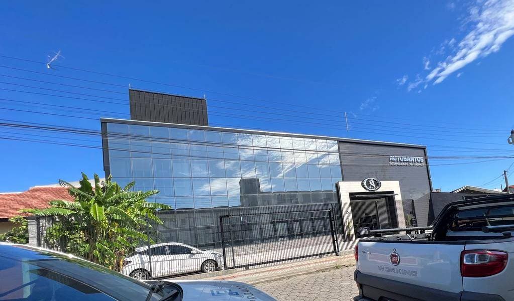 Galpão Comercial no bairro São João em Itajaí/SC - Galpão em Barra do Rio, Itajaí - à venda - Idealizze Negócios Imobiliários