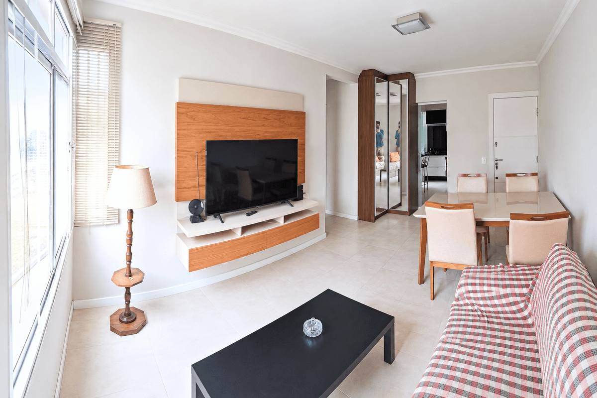 Sala de estar (melhorada por IA)