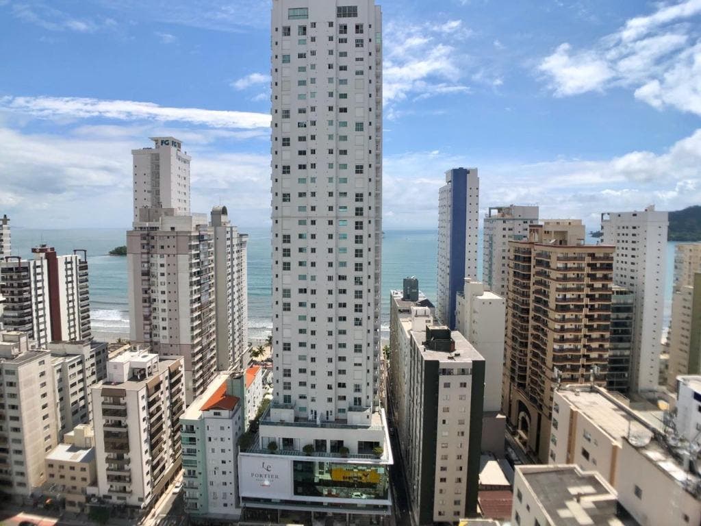 Apartamento com 151 m² à venda no Lumiere em Balneário Camboriú - Apartamento em Centro, Balneário Camboriú - à venda - IMOBILIÁRIA GUILHERME LTDA