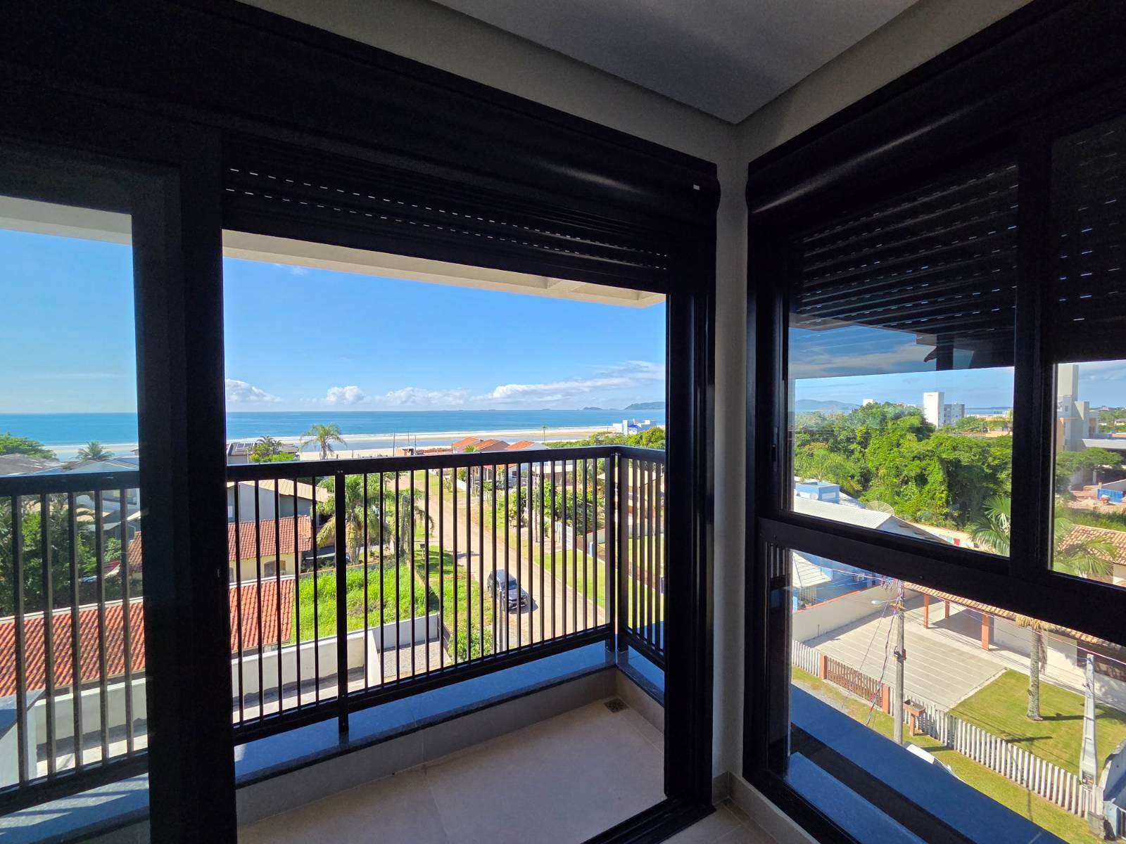 Bali Residence – Apto 402 | Alto Padrão a 150M do Mar - Apartamento em Continental, Itapoá - à venda - BESEN IMOBILIÁRIA LTDA