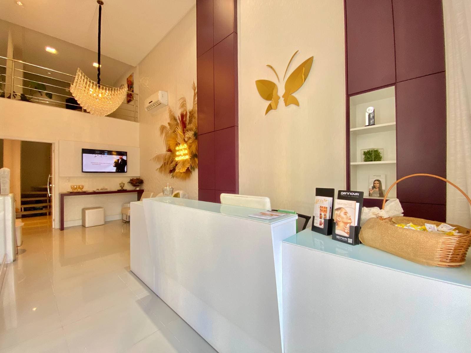 Sala comercial alto padrão equipada para clínica à venda no Centro Balneário Camboriú - Salas Comerciais em Centro, Balneário Camboriú - à venda - Desc Imóveis