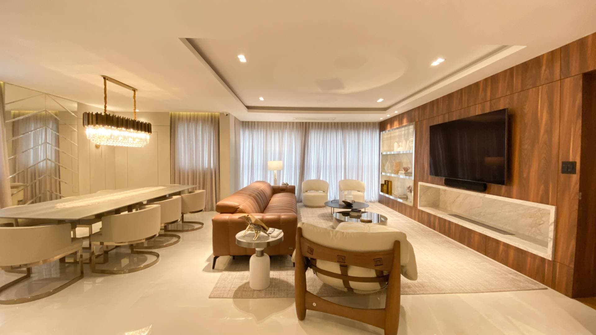 Apartamento mobiliado no Ed. Edgar Wegner em Balneário Camboriú - Cobertura em Centro, Balneário Camboriú - à venda - Desc Imóveis