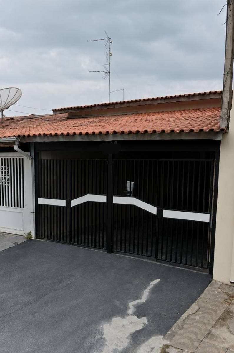 Casa com 3 quartos à Venda, Cidade Jardim - Jacareí - Casa em Cidade Jardim, Jacareí - à venda - GIL IMOB