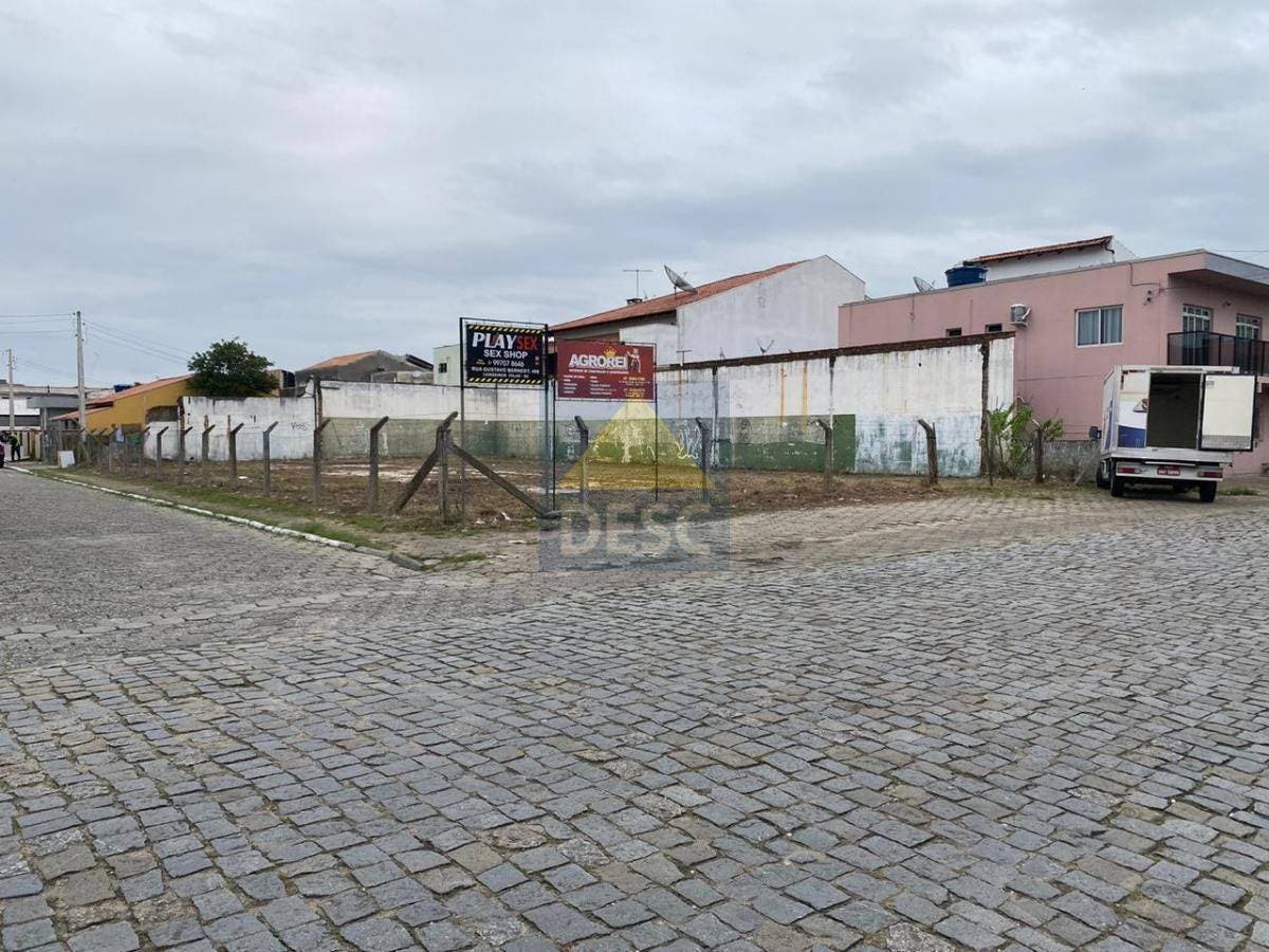 Terreno Comercial de Esquina para Locação no Bairro Cordeiros em Itajaí - Terreno em Cordeiros, Itajaí - para locação - Desc Imóveis