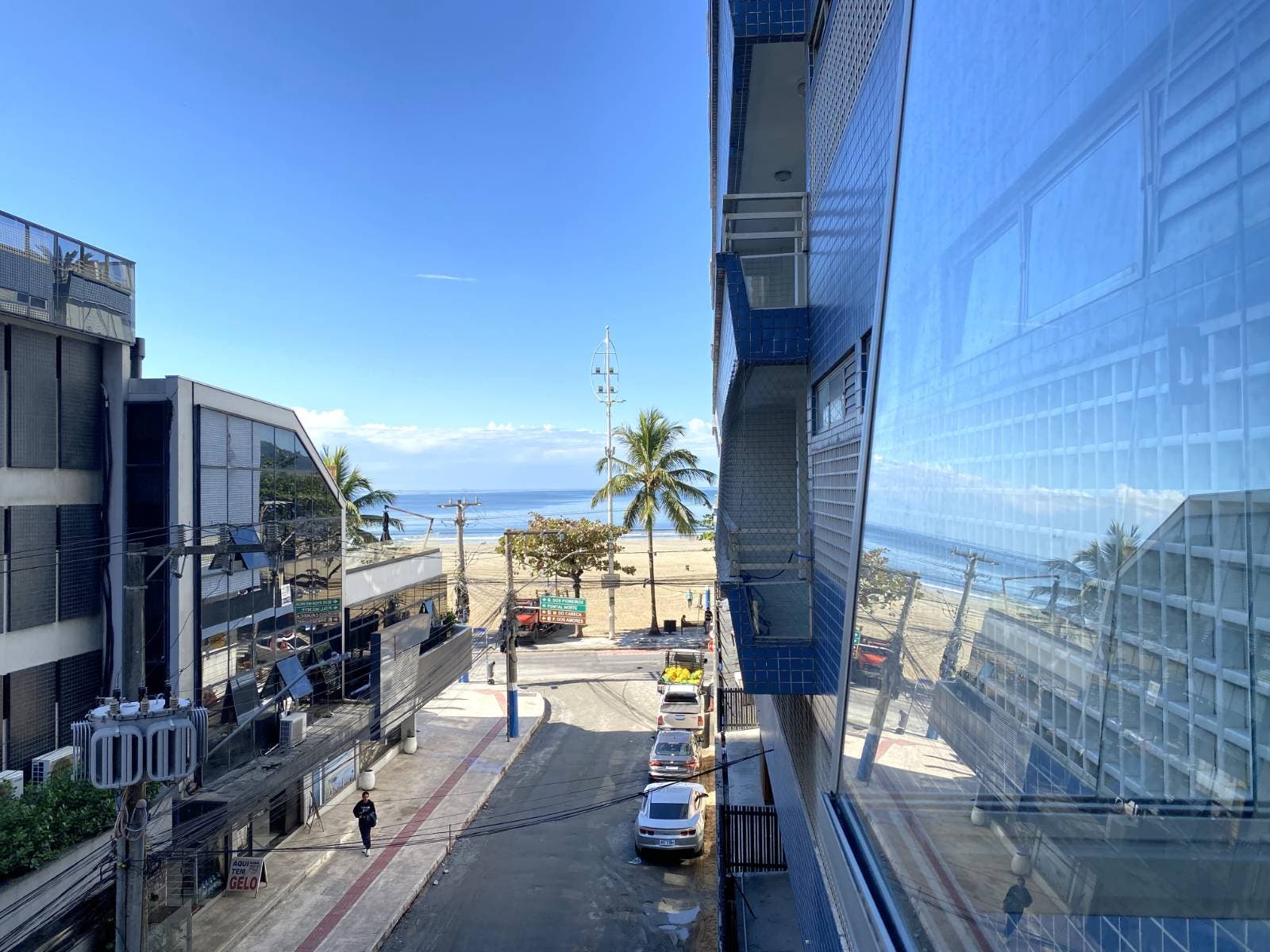 Apartamento com vista para o mar e 3 dormitórios à venda na Avenida Atlântica - Apartamento em Centro, Balneário Camboriú - à venda - Desc Imóveis