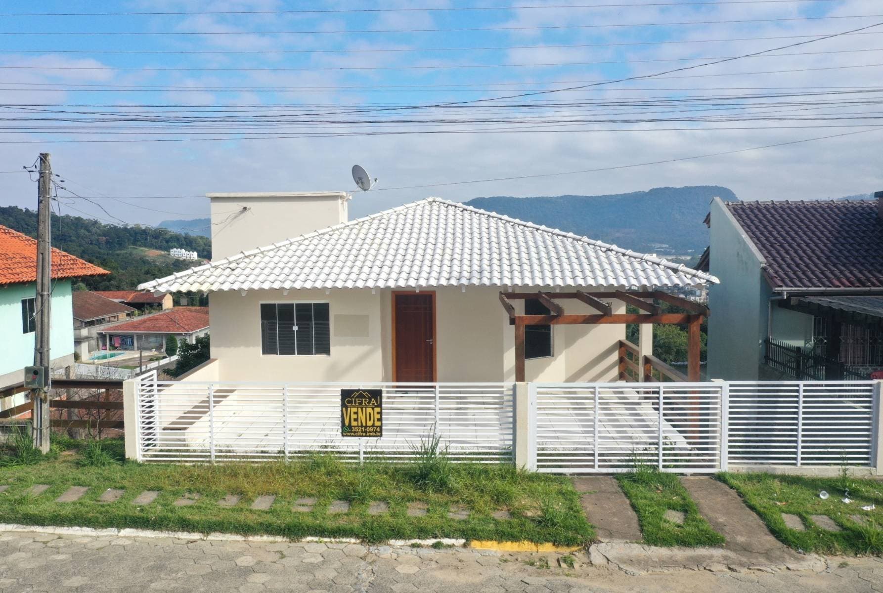 Contemporâneo.
