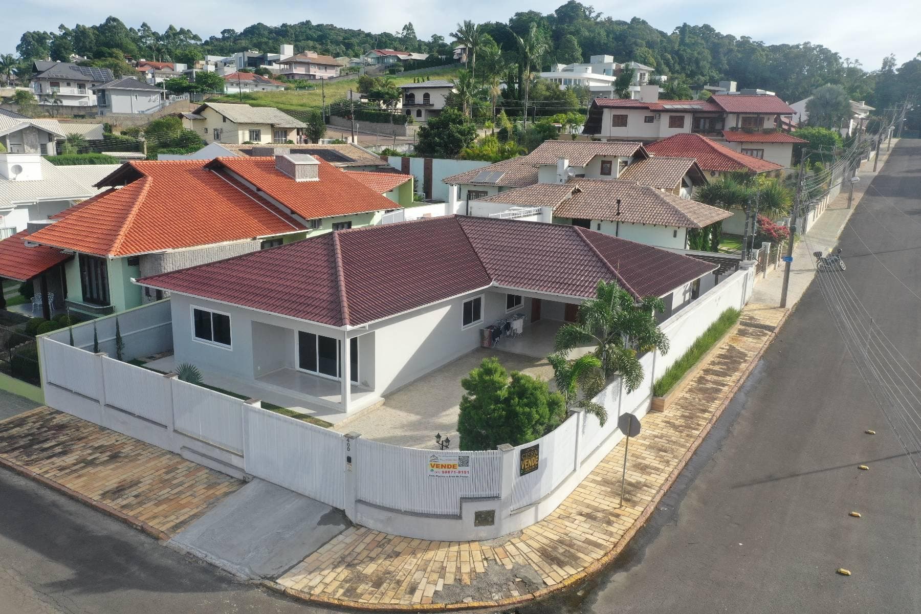 Casa de Alvenaria - Venda - 03 dormitórios - 200m2 - Semi Mobiliada - Esquina - Sumaré - Rio do Sul - Casa em Sumaré, Rio do Sul - à venda - Cifra Imóveis e Empreendimentos Imobiliários
