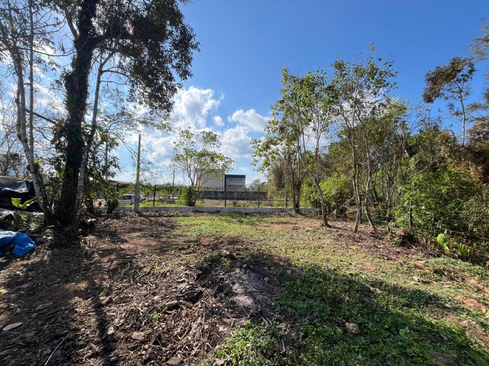Terreno de Esquina Exclusivo na Maranduba com 582m² - Lote/Terreno em Maranduba, Ubatuba - à venda - Claudia Mar LTDA