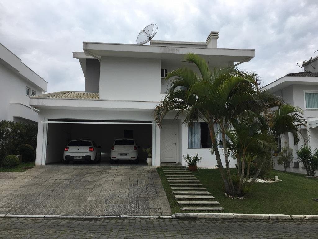 Casa à Venda no Condomínio Praia Brava Horizontal com 3 Suites, 274 m2 privativos em Itajai/SC - Casa em Itajaí - à venda - IMOBILIÁRIA GUILHERME LTDA