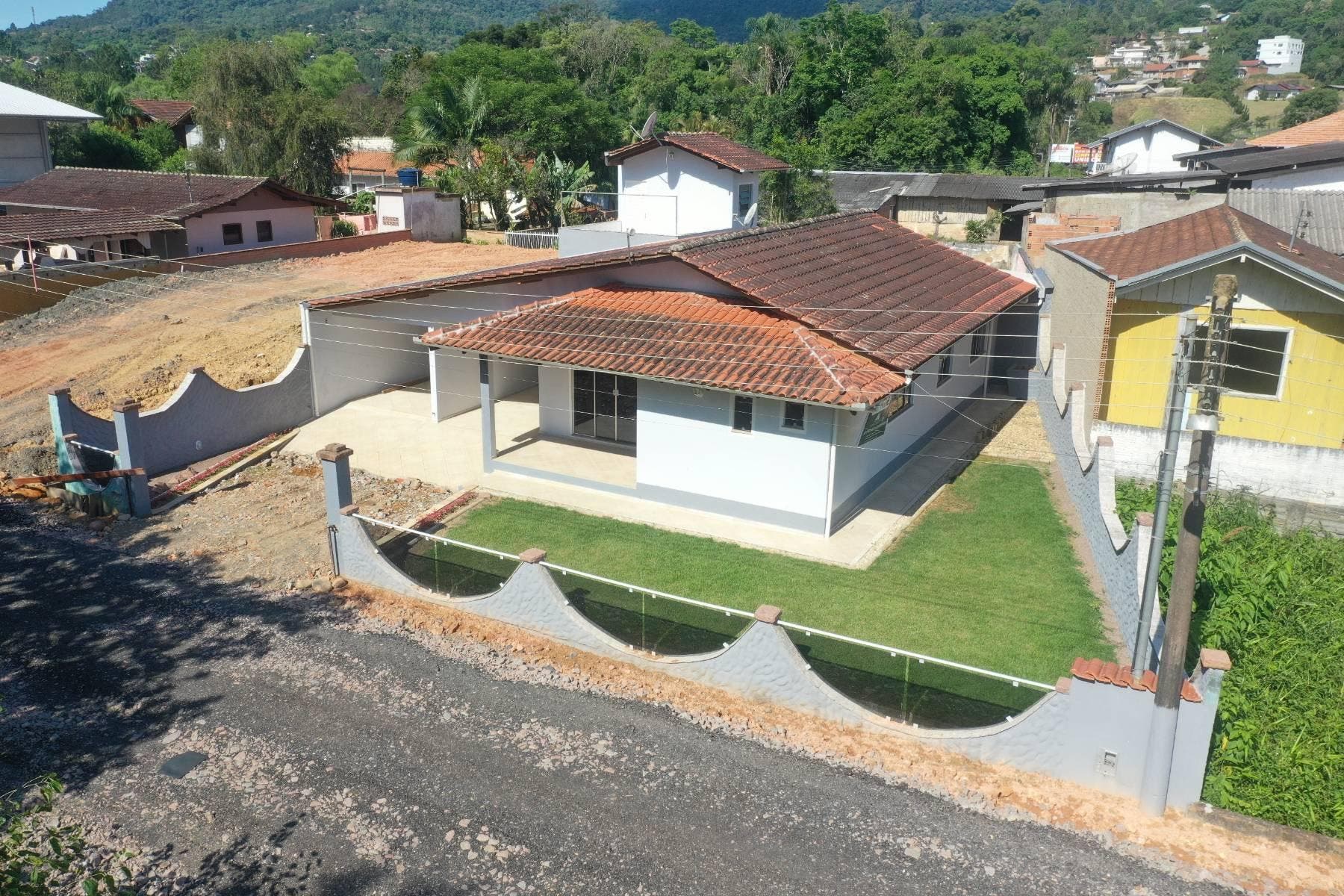 Casa de alvenaria - Venda - 03 dormitórios - 150m2 - terreno 432m2 - SC 350 - Albertina - Rio do Sul - Casa em Albertina, Rio do Sul - à venda - Cifra Imóveis e Empreendimentos Imobiliários