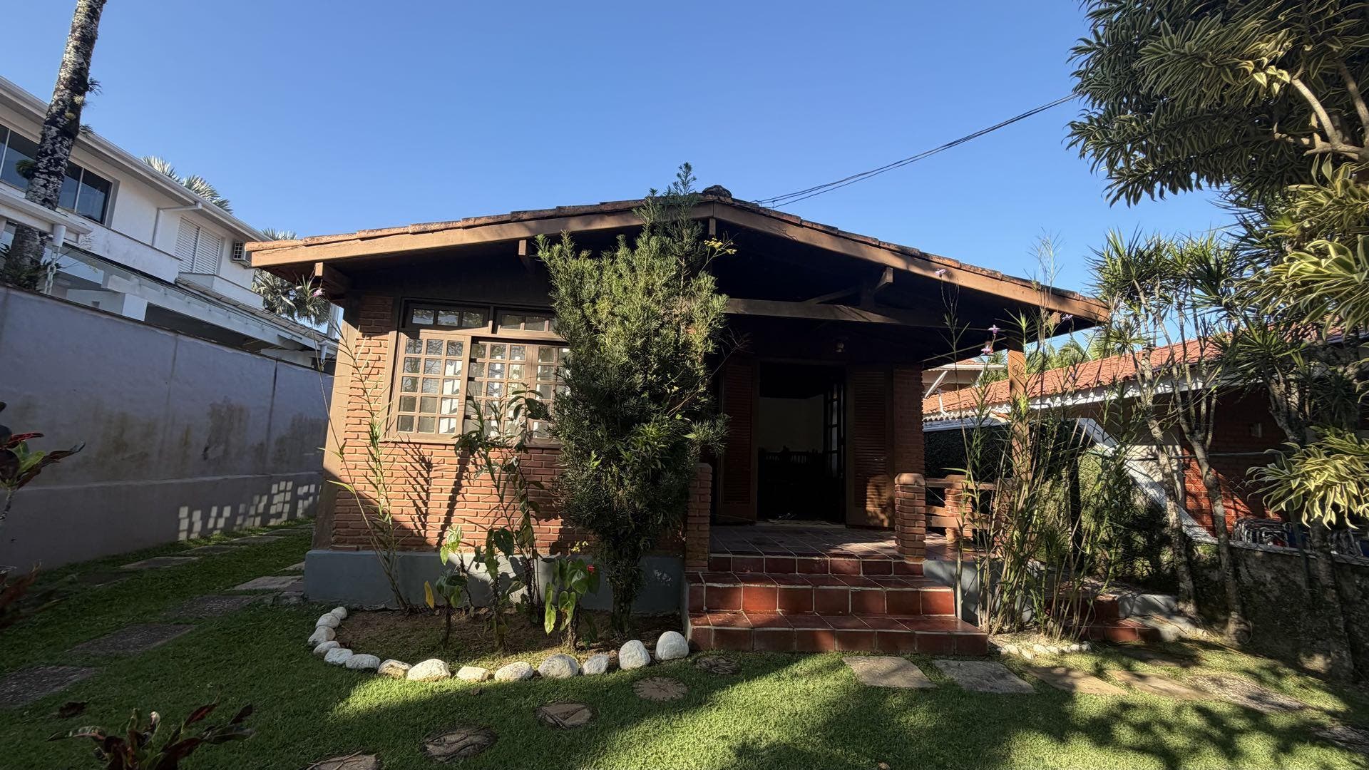 CASA À VENDA EM CONDOMÍNIO NA PRAIA DA LAGOINHA – UBATUBA - Casa em Lagoinha, Ubatuba - à venda - Claudia Mar LTDA
