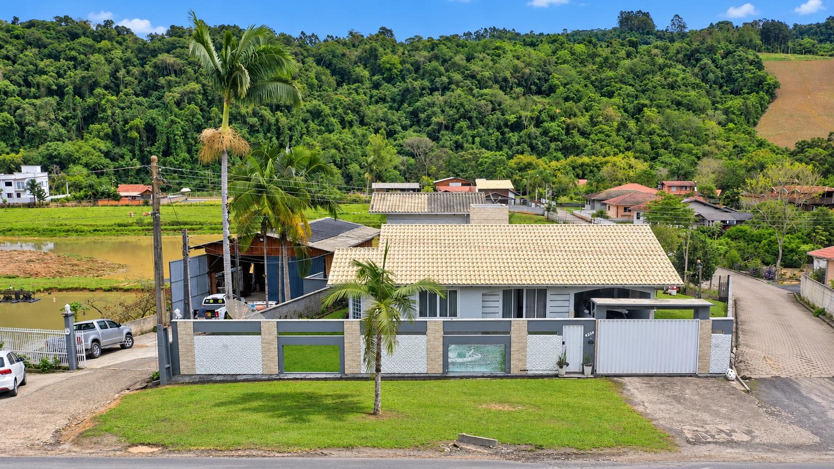 Casa de Alvenaria - Venda - 02 dormitórios - 110m² - Semi Mobiliada - Rodovia SC350 - Cobra Sul - Aurora - Sítio em Aurora - à venda - Cifra Imóveis e Empreendimentos Imobiliários