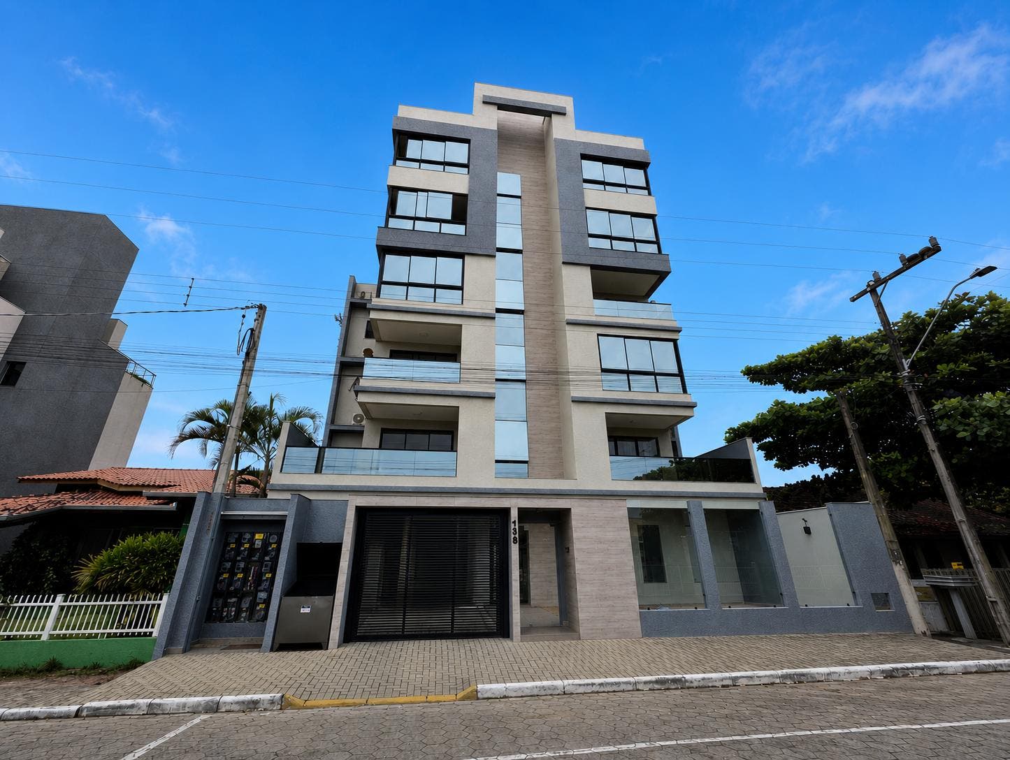 Apartamento Semimobiliado no Residencial Asturias a 100 Metros do Mar! - Apartamento em Itapema do Norte, Itapoá - à venda - BESEN IMOBILIÁRIA LTDA