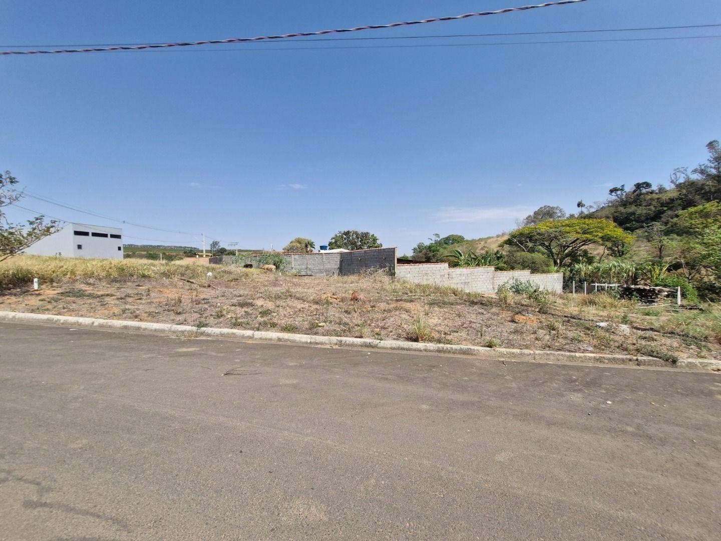 Terreno à venda, 254 m² - Village - Andradas/MG - Lote/Terreno em Jardim Village, Andradas - à venda - Teixeira Consultoria Imobiliaria LTDA