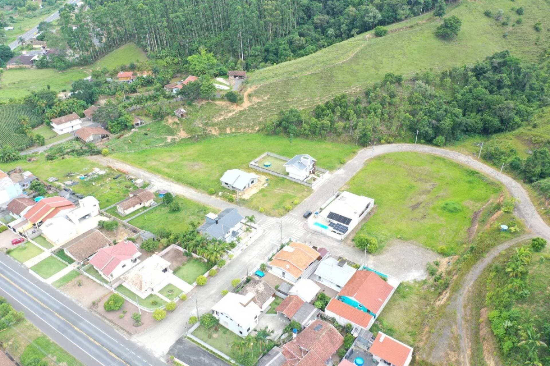 Terreno Urbano - Venda - 300m2 à 845m2 - Rodovia SC-350 - Loteamento Silvio Schutz - Albertina - Rio do Sul - Terreno/Lote Urbano em Albertina, Rio do Sul - à venda - Cifra Imóveis e Empreendimentos Imobiliários